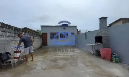 Edícula à venda no bairro do Morro do Algodão em Caraguatatuba, SP