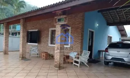 Casa com piscina à venda no condomínio recanto verde mar, na cocanha em caraguatatuba, sp