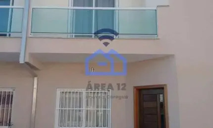 Sobrado em condomínio à venda a apenas 200m da praia no bairro do Porto Novo em Caraguatatuba, SP
