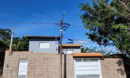 Maravilhoso Sobrado com piscina para locação no bairro do Massaguaçu em Caraguatatuba, SP