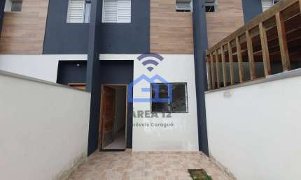 Excelente sobrado para locação, no Jardim Tarumã, em Caraguatatuba, SP. Com duas suítes, quintal co