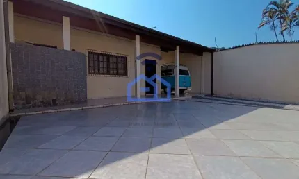 Casa à venda no bairro caputera em caraguatatuba, sp com 3 dormitórios sendo 2 suítes, ambientes in