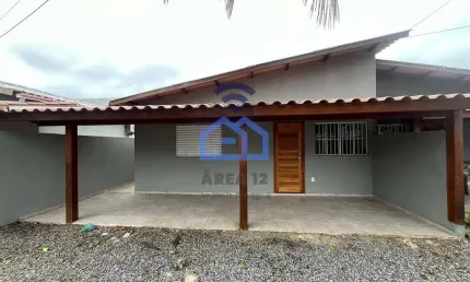 Casa com 2 quartos para alugar no Travessão, Caraguatatuba 