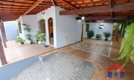 Casa com 3 quartos à venda por R$ 890.000 - São João Batista - Belo Horizonte/MG