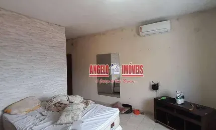 Casa com 3 quartos à venda, 240 m² por R$ 590.000 - Santa Mônica - Belo Horizonte/MG