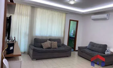 Casa com 3 quartos à venda por R$ 790.000 - Santa Mônica - Belo Horizonte/MG