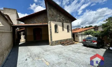 Casa com 3 dormitórios à venda, 210 m² por R$ 850.000,00 - Mantiqueira - Belo Horizonte/MG