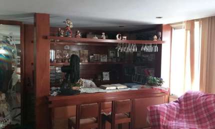 Apartamento para Venda em Porto Alegre, Petrópolis, 2 dormitórios, 1 suíte, 3 banheiros, 1 vaga