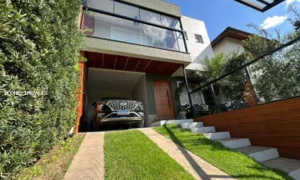 Casa para Venda em Porto Alegre, Hípica, 3 dormitórios, 1 suíte, 3 banheiros, 2 vagas