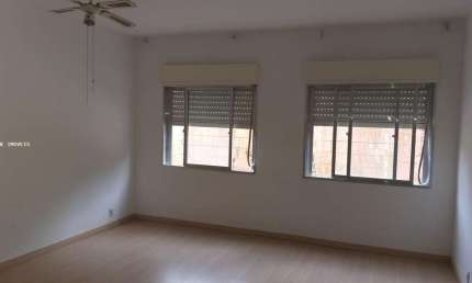 Apartamento para Locação em Porto Alegre, Glória, 1 dormitório, 1 banheiro
