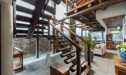 Casa com charme natural e alma contemporânea no planalto paulista