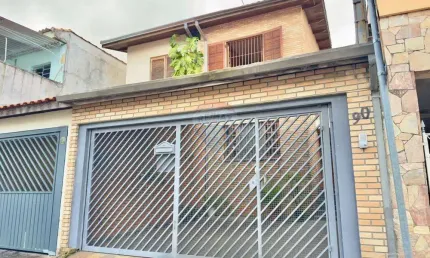 'Viva no conforto: Sobrado com 3 Suítes - Vila Marari / SP'