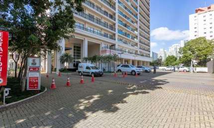Sala Comercial na Saúde – 43,55m², desocupada e nova.