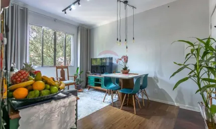 Apartamento com 2 dormitórios, reformado e cheio de vida no planalto paulista