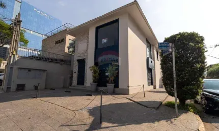 Sobrado Comercial com 280m2, 03 vagas, Itaim Bibi - SP
