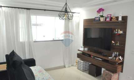 Conjunto de 2 sobrados  completos com 2 suites e 2 vagas