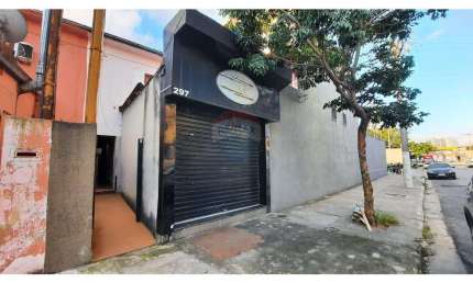 Sobrado com potencial para comercio ou residência na Vila Monumento/Ipiranga