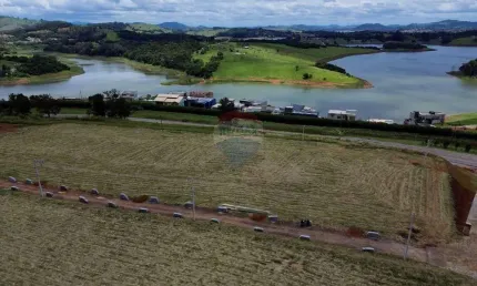 LOTE DE 2000 M² EM JOANOPÓLIS COM VISTA PARA A REPRESA E POR DO SOL