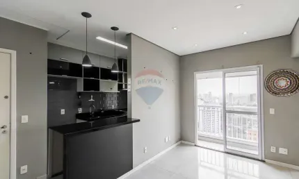 Apartamento mobiliado com 2 dormitórios e uma vaga na liberdade