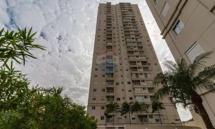 Apartamento a venda !!!! Rua Conselheiro Contegipe ,219. Andar alto 03 dormitórios 01 suíte!!!!