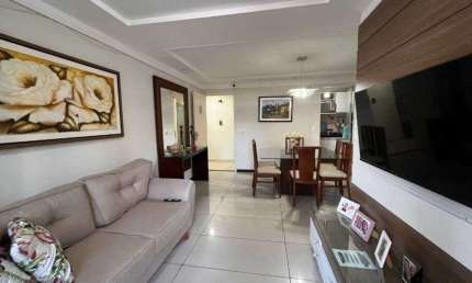 Excelente apto em Tambaú para vender com 3 quartos sendo 1 suíte