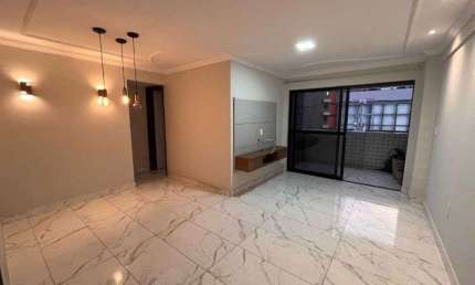 Excelente apto para vender com 3 quartos, a 200 metros do mar