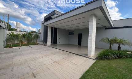 Casa Comercial Alto Padrão para Venda / Locação no Morumbi, Paulínia-SP: 3 Quartos, 3 Suítes, 3 Salas, 5 Banheiros, 4 Vagas de Garagem, 293m².
