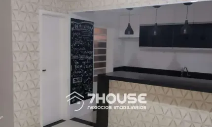 CASA EM CONDOMÍNIO COM EXCELENTE LOCALIZAÇÃO E CONFORTO