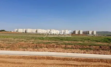 Terreno em condomínio à venda em Paulínia-SP, bairro Jardim Flamboyant, 200,00 m² de área. Venha conferir!