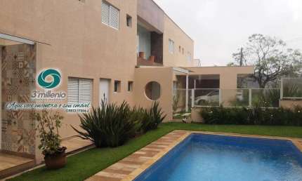Linda casa 4 suítes, piscina -Cond Golf Village - Granja Viana
