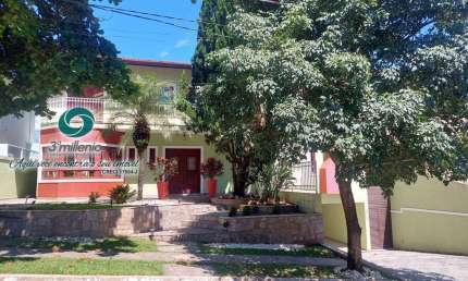 Casa Cond. São Paulo II - Granja Viana 4 suítes, piscina