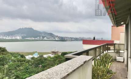 Apartamento à venda no bairro João Paulo - Florianópolis/SC