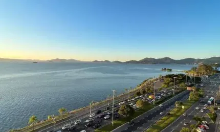 Apartamento à venda no bairro agronômica - florianópolis/sc