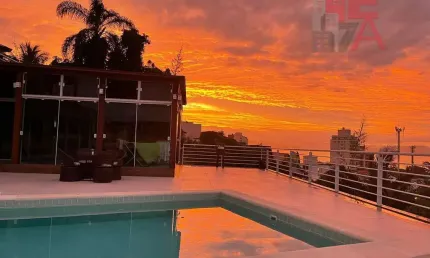Casa à venda no bairro agronômica - florianópolis/sc