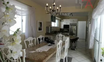 Casa à venda no bairro Saco dos Limões - Florianópolis/SC