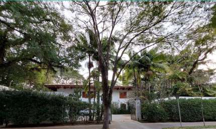 Casa com 4 quartos para alugar na Rua Costa Rica, --, Jardim América, São Paulo