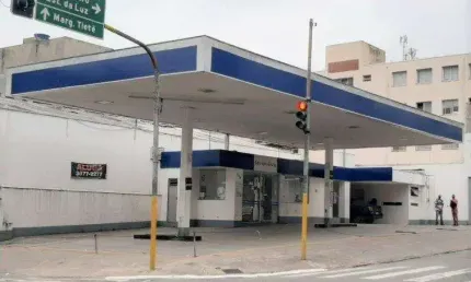 Terreno Comercial com 348m² para alugar no Bairro Bom Retiro