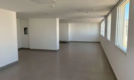 Conjunto comercial na Santa  Cecília, 77 metros com 3 vagas