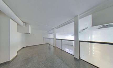 Prédio no Alto da Lapa de 942m², sendo 240m² vão livre, mezanino de 60m2, térreo de 287m²