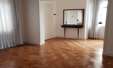 Casa Comercial com 3 quartos, 3 vagas para locação na Vila Mariana