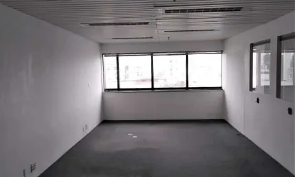 Conjunto Comercial com 80m2 na Avenida Brigadeiro Luis Anônio