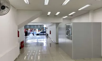 Ponto comercial para alugar na Rua Teodoro Sampaio, --, Pinheiros, São Paulo