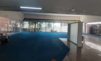 Loja no Ipiranga com acabamento refinado e fácil localização.