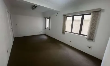 Casa para locação com 600 m², 14 salas, 9 banheiros, 10 vagas