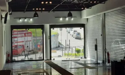 EXCELENTE PONTO COMERCIAL DE 250 METROS NA AV.G.GRONCHI