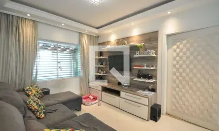Casa com 3 quartos à venda na Rua dos Maracujás, --, Vila Mazzei, São Paulo