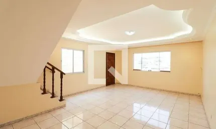 Casa com 3 quartos à venda na Rua Elza Guimarães, --, Vila Amália, São Paulo