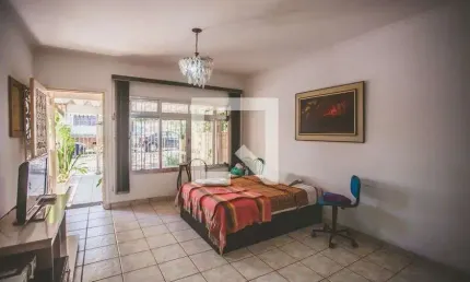 Casa com 2 quartos à venda na Rua das Camélias, --, Chácara Inglesa, São Paulo