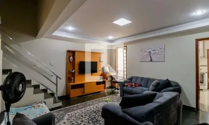Casa com 3 quartos à venda na Rua José Bento, --, Cambuci, São Paulo