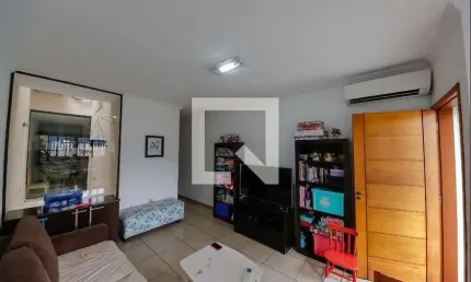 Casa com 3 quartos à venda na Rua Ascânio, --, Chácara Mafalda, São Paulo